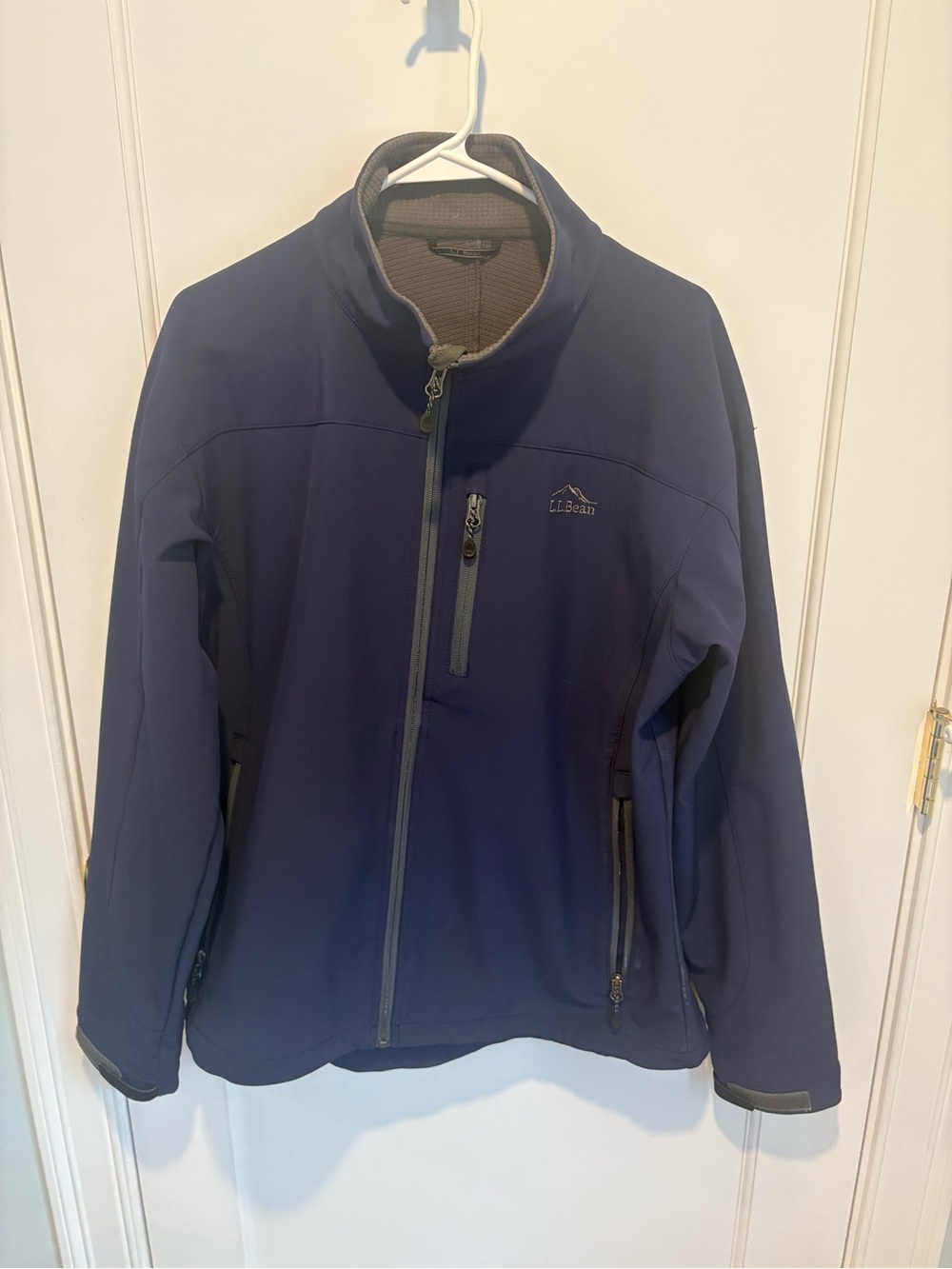 Men’s light fall jacket - LL Bean